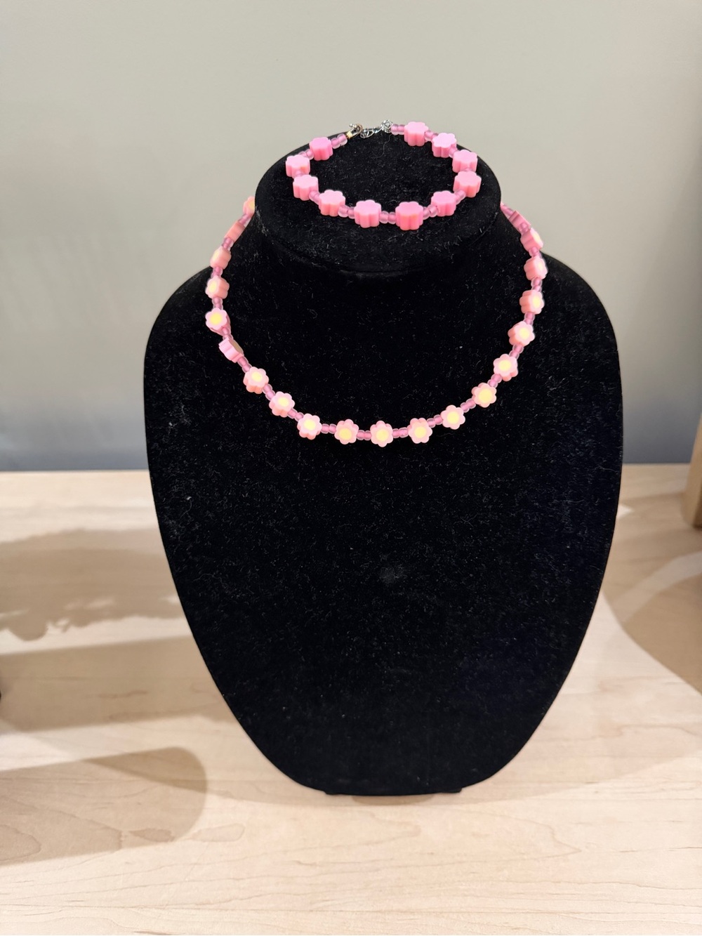 Girls Pink Floral Beaded Necklace and Bracelet Set